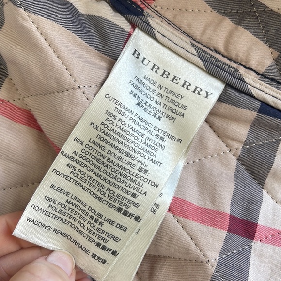 Burberry Navy Quilted Jacket - Picture 7 of 8